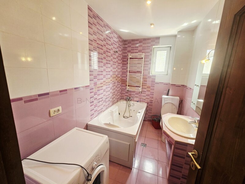 Piata Alba Iulia Apartament de inchiriat 3 camere  100 mp Vila 2012