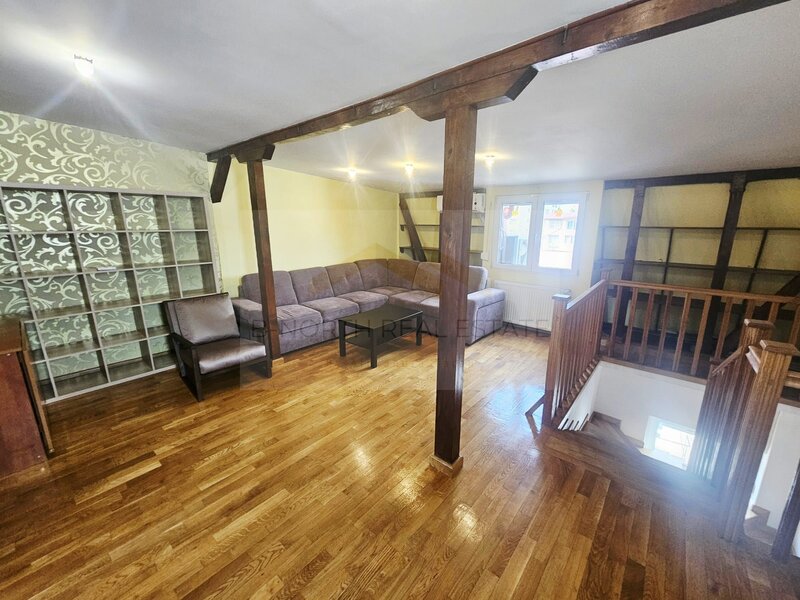 Piata Alba Iulia Apartament de inchiriat 3 camere  100 mp Vila 2012