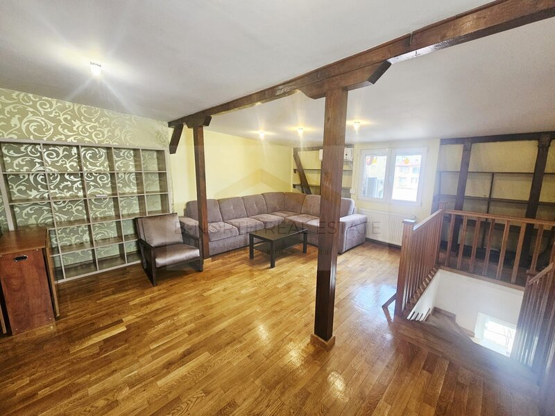 Piata Alba Iulia Apartament de inchiriat 3 camere  100 mp Vila 2012